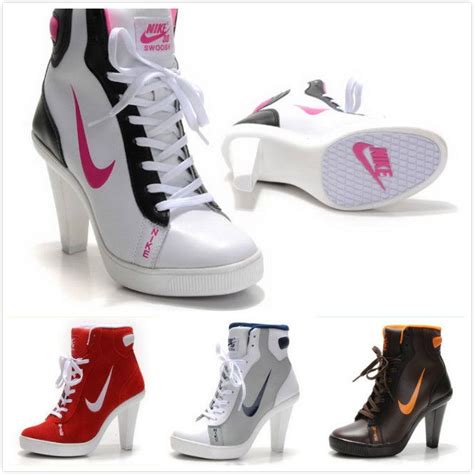 nike heel sneakers|Meer.